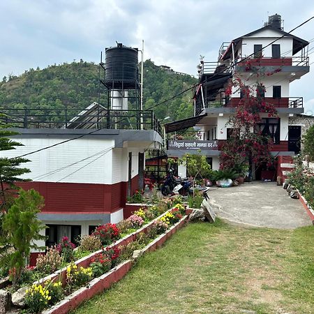 Siddhartha Garden Ayurveda Hotel Похара Екстериор снимка