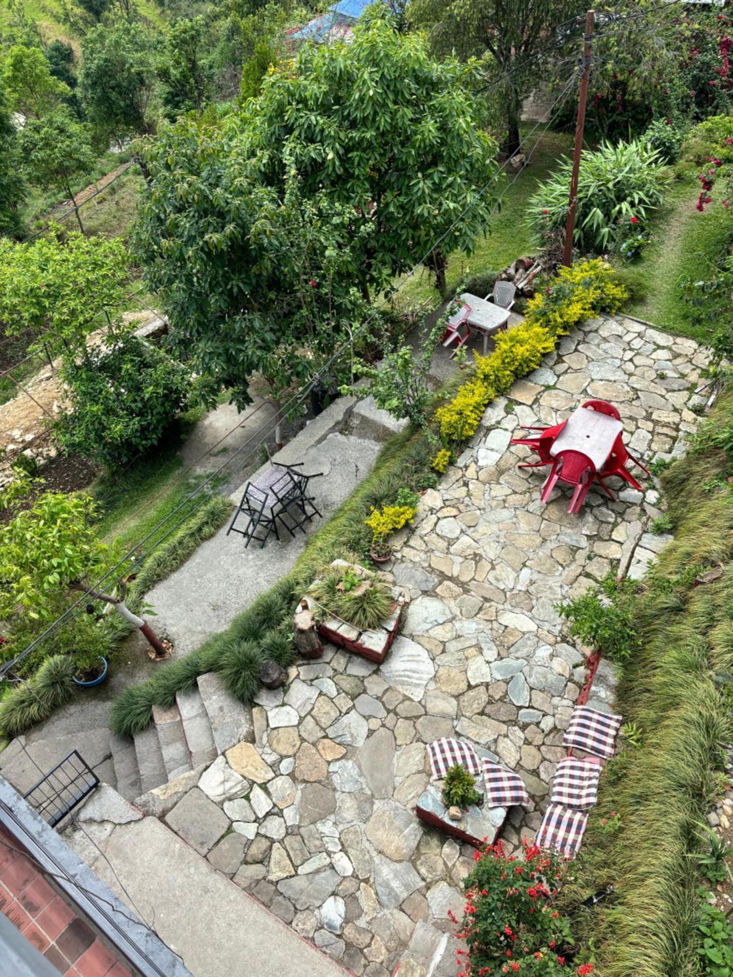 Siddhartha Garden Ayurveda Hotel Похара Екстериор снимка