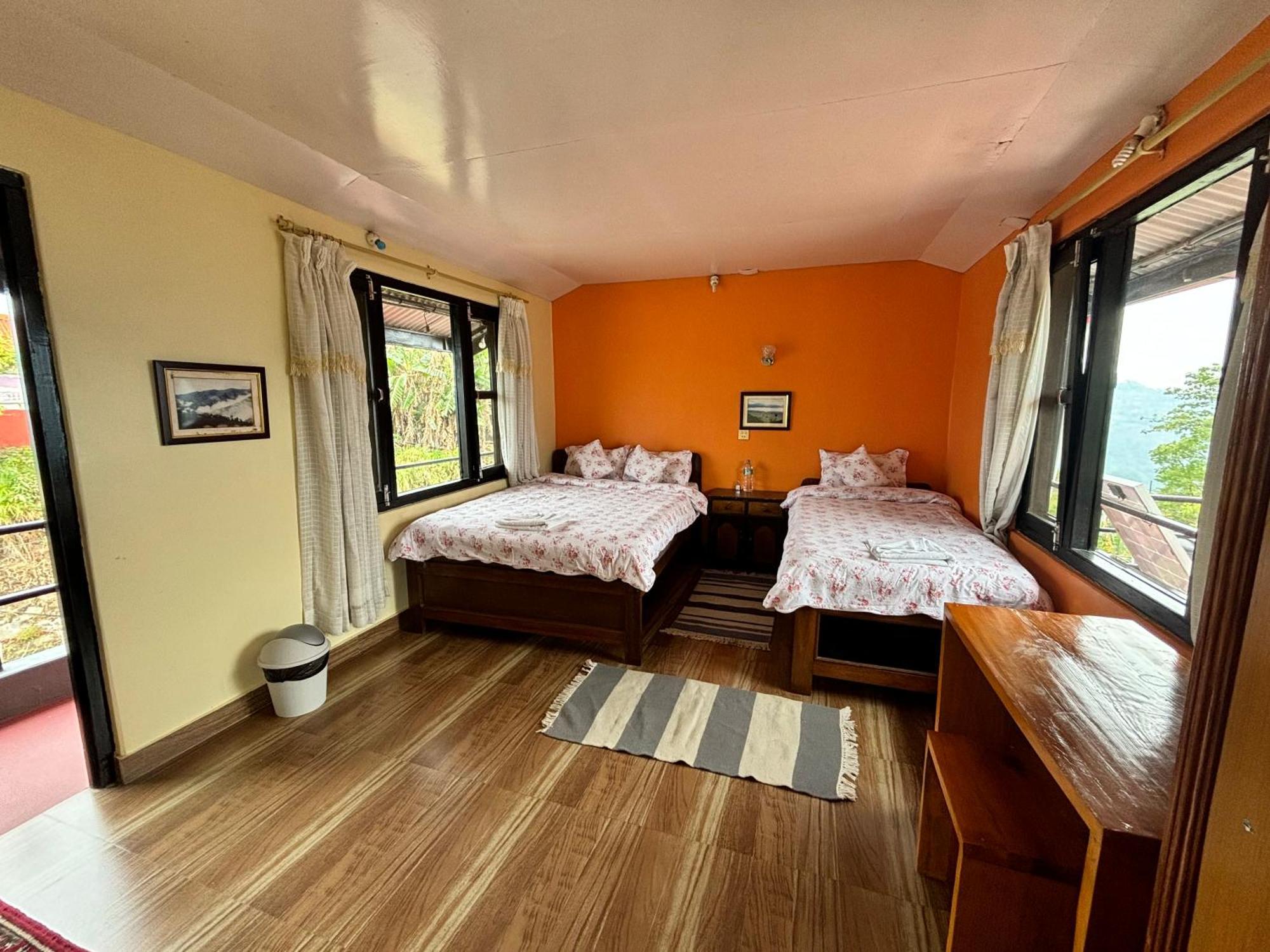 Siddhartha Garden Ayurveda Hotel Похара Екстериор снимка
