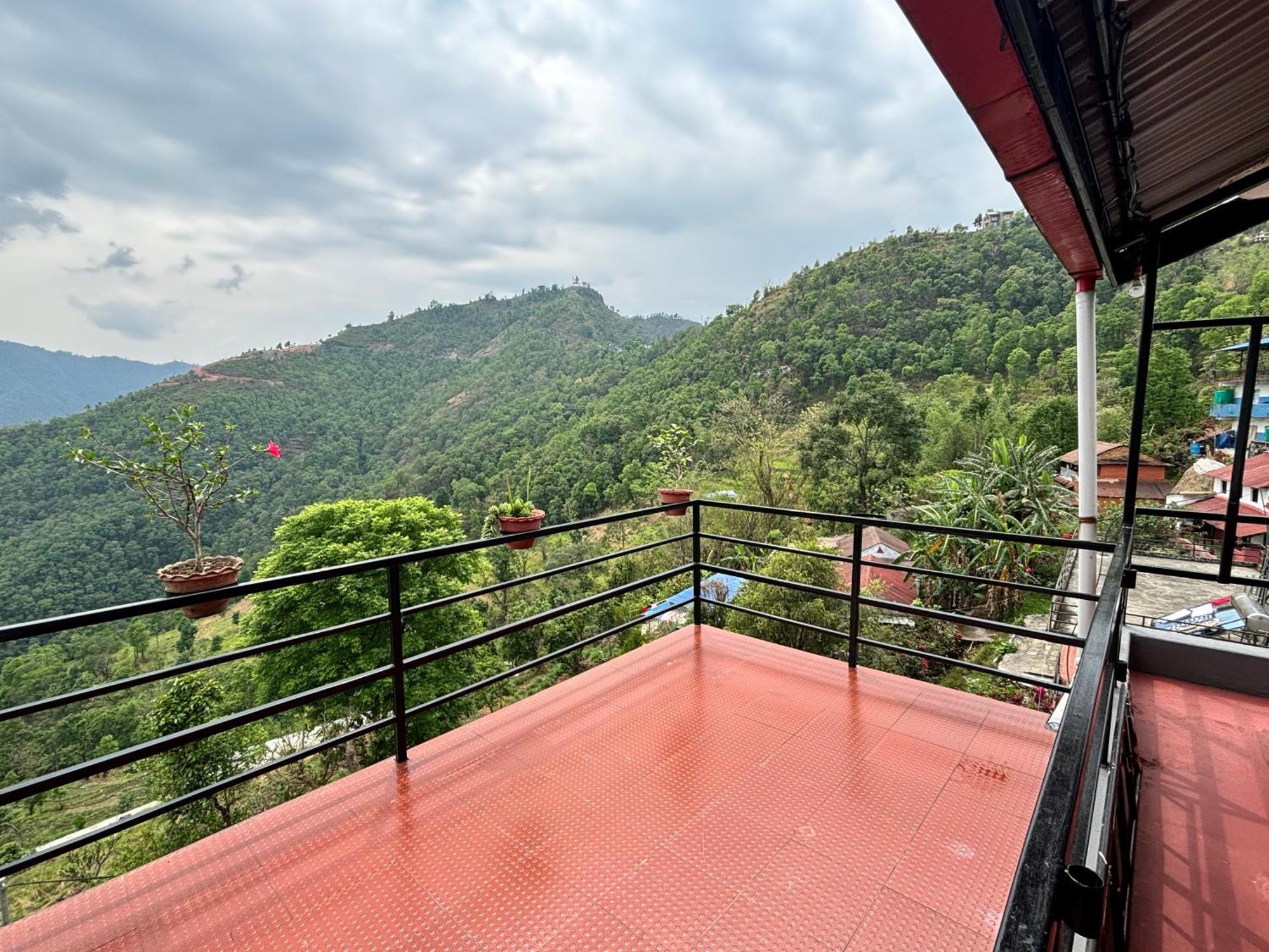 Siddhartha Garden Ayurveda Hotel Похара Екстериор снимка